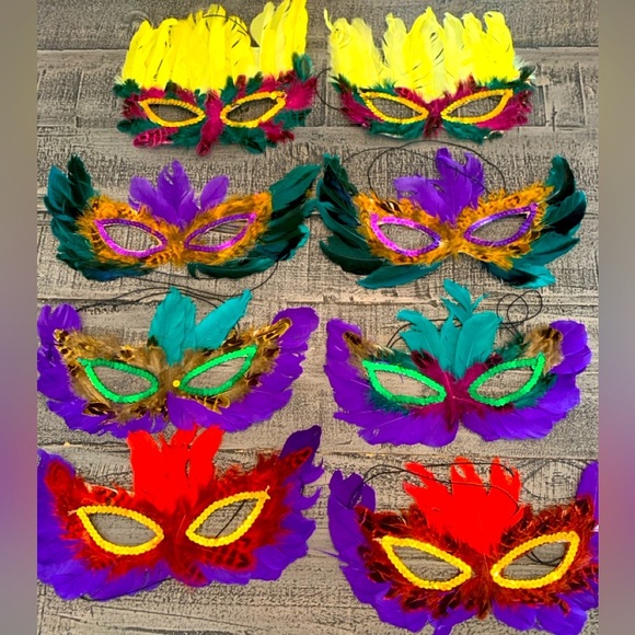 Mardi Gras Masks 8 Feathered Sequin Elastic Band Colorful Cute Bright Masquerade - Picture 1 of 10
